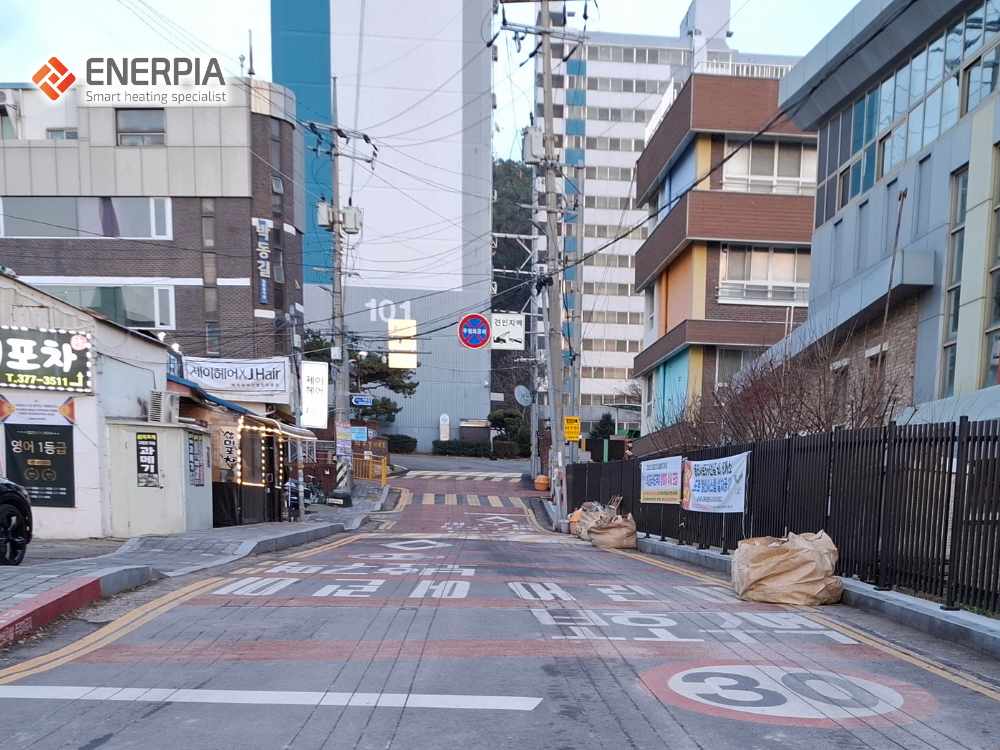 궐리사로59번길 외 3개소 도로 열선시스템(스노우멜팅) - 화성초등학교 앞